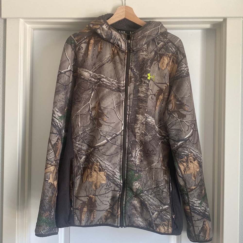 Men’s Camo Under Armour Zip Up Jacket